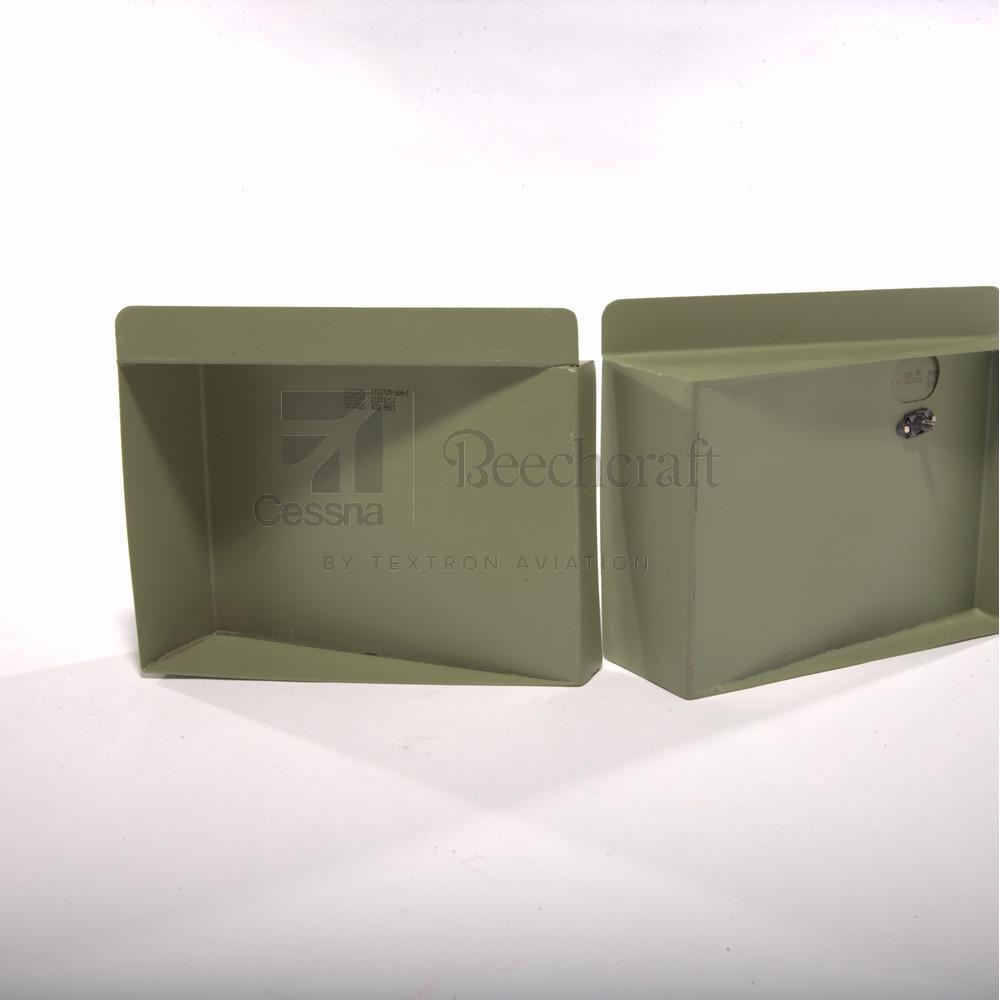 SB525-54-05-2|MID FIREWALL FASTENER