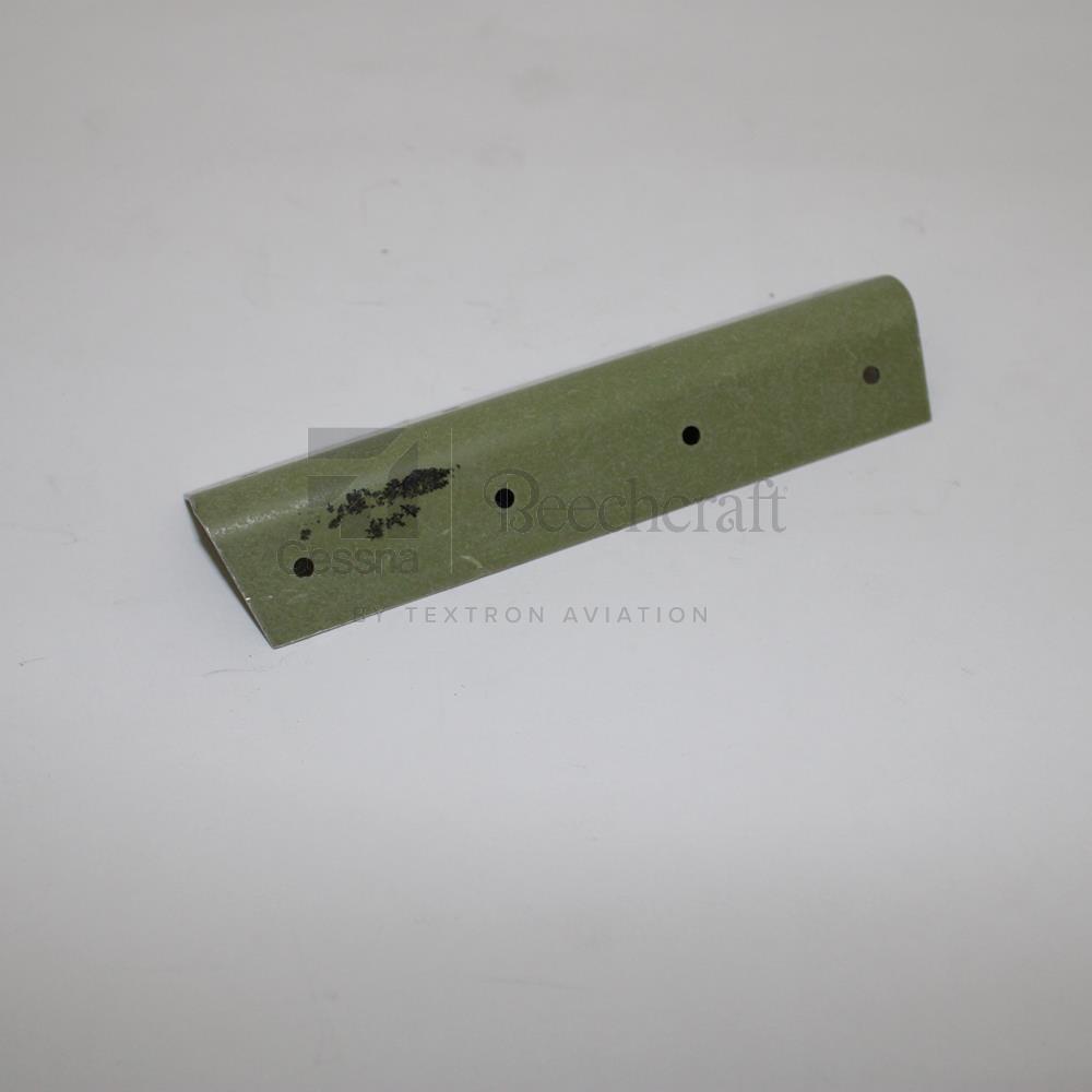 101-160000-28|CLIP INBOARD FLAP