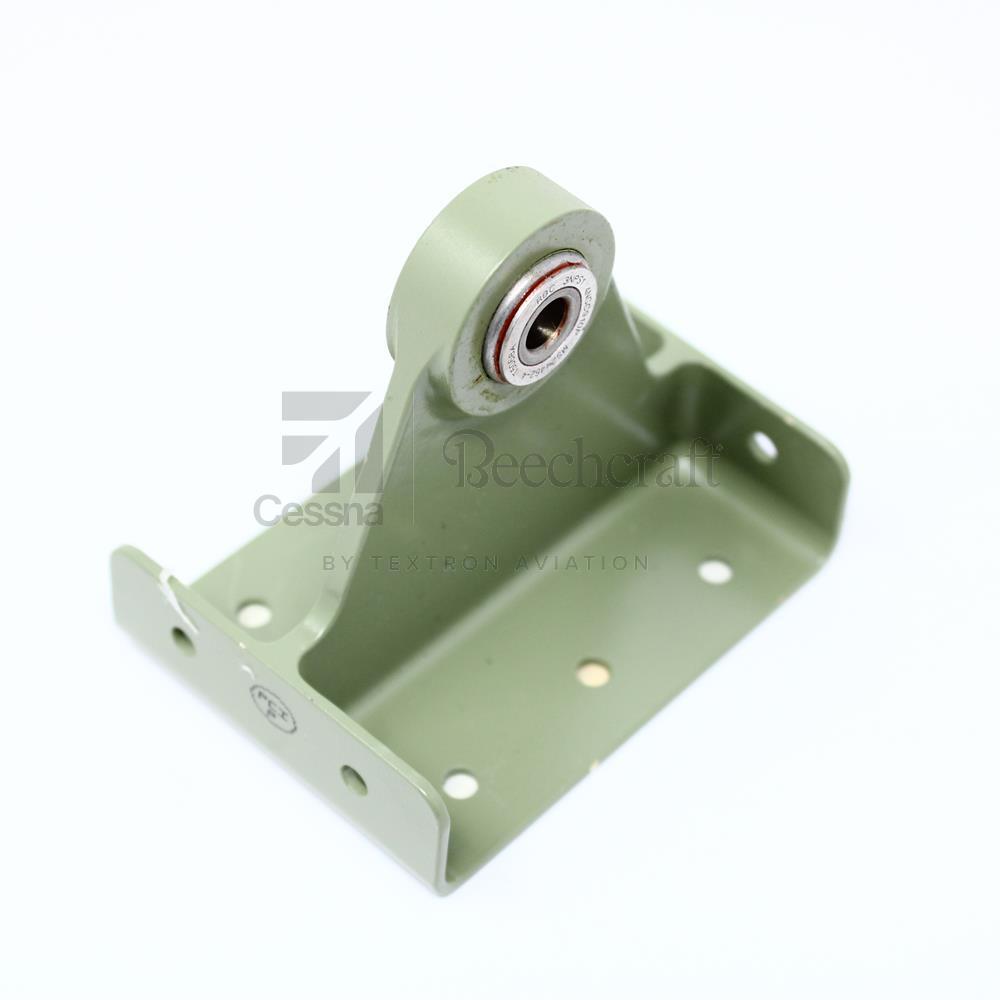 0731103-2 | Vertical Tail Center Hinge Assembly