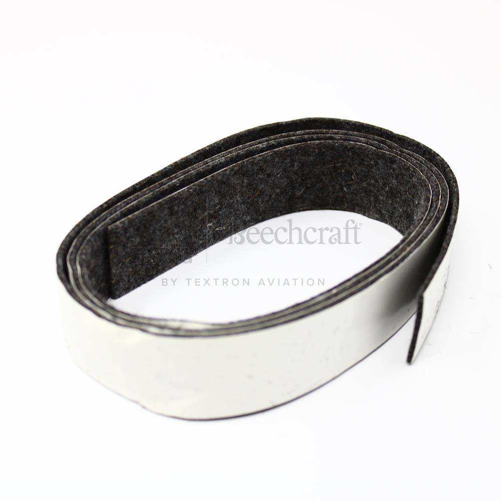 0713113-1 | Windshield Upper Pad