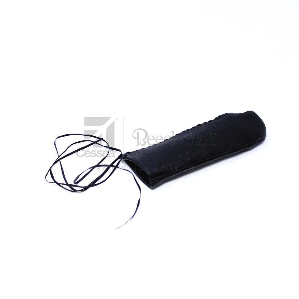 AER-HWKR-1-3|YOKE COVER PILOT R.H.